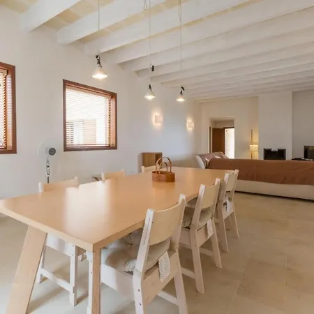 Water Front Shalom Binissafuller