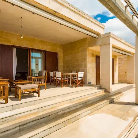 Water Front Shalom *